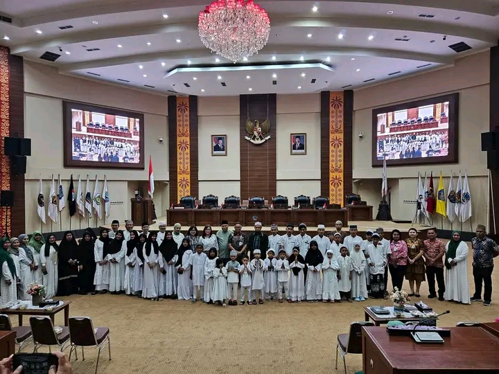 Gelar Buka Puasa Bersama Badan Tazkir DPRD Sulut Berbagi Rezeki dengan Anak Yatim 