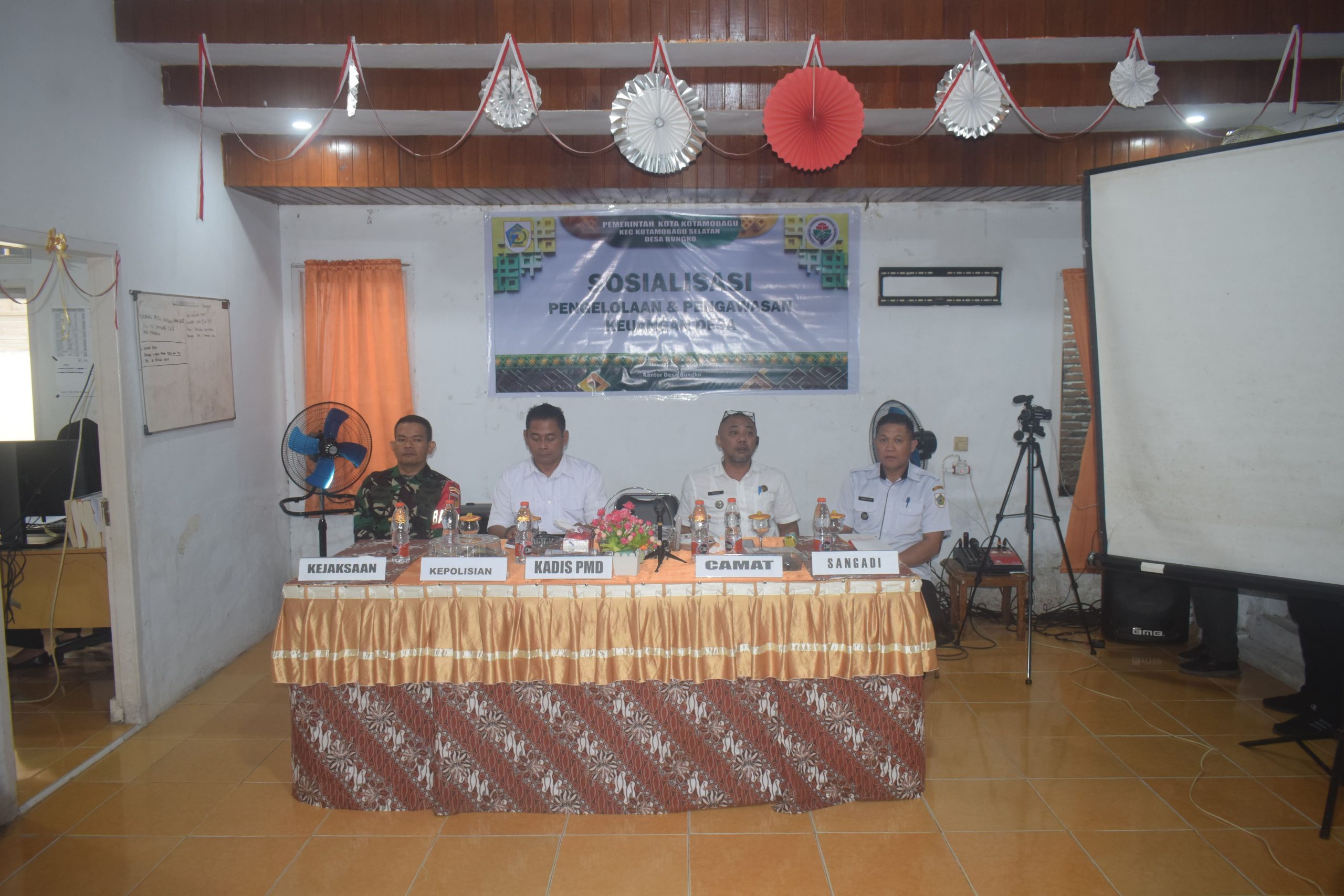 Sosialisasi Pengelolaan dan Pengawasan Keuangan Yang Digelar Di Desa Bungko....