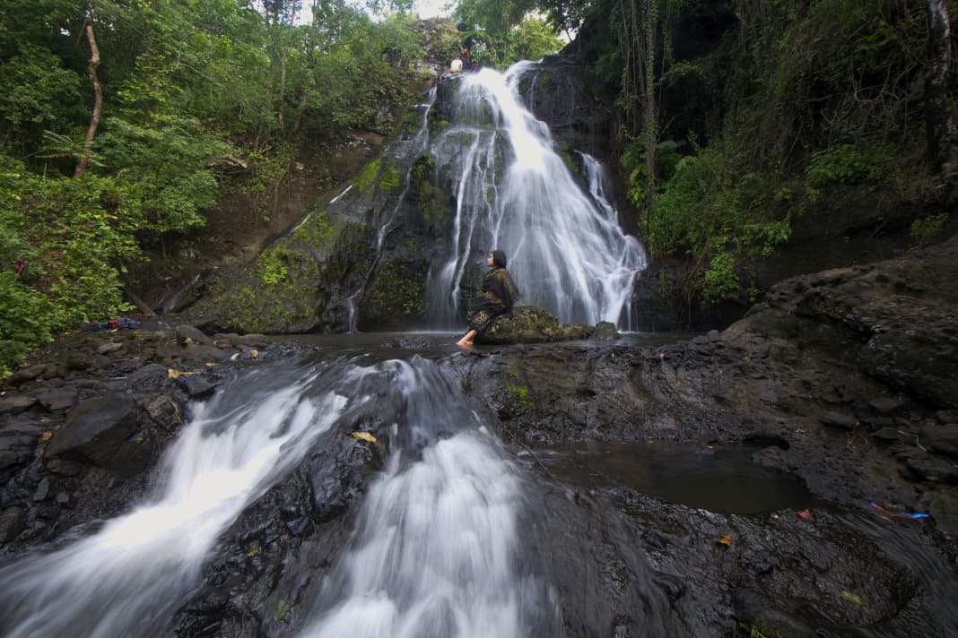 Air Terjun Toluntung: Surga Tersembunyi Bolaang Mongondow Yang Menyimpan Jejak Legenda Putri Tombaga